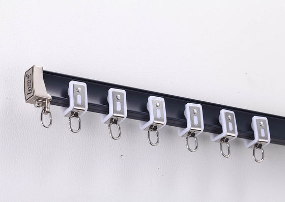 Goede prijs. Het dik gemaakte Geruisloze Flexibele Plafond van het Gordijnspoor zet voor het Ziekenhuis op Online